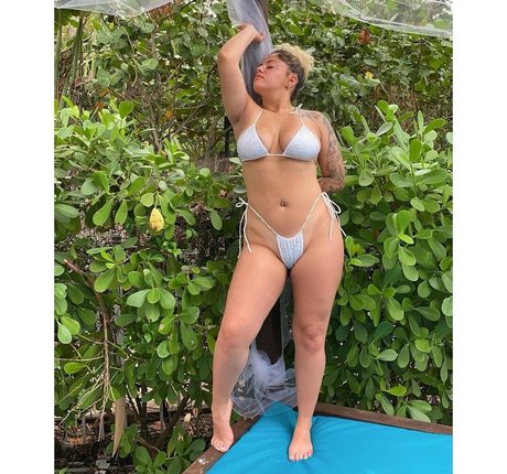 Domovelez onlyfans star