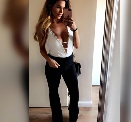 Nana Van Veghel onlyfans nudes leak