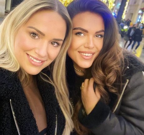 Nana Van Veghel leaked onlyfans.