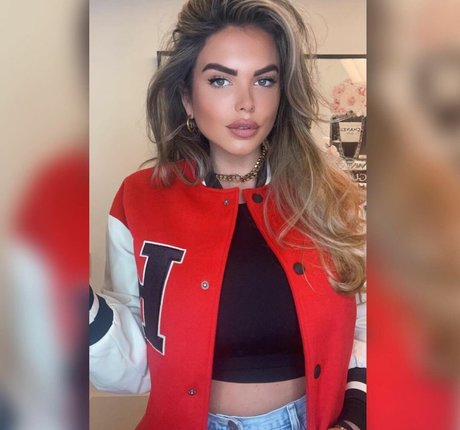 Nana Van Veghel Profile pic