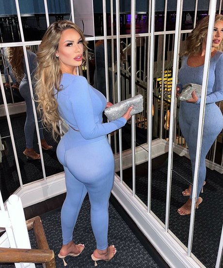 Lisa Amber onlyfans nude pics