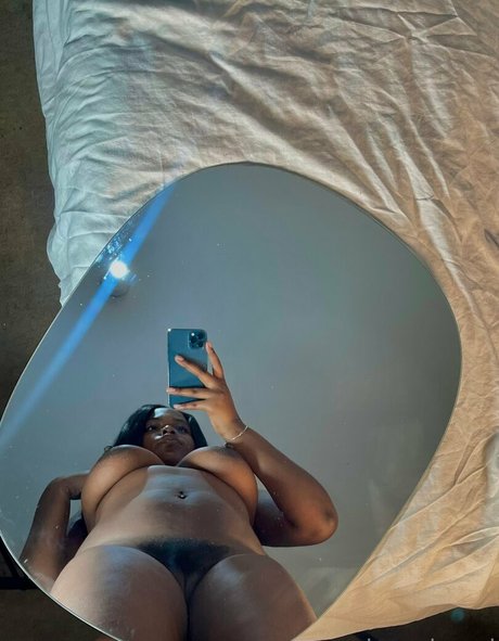 freenelly onlyfans strip tease