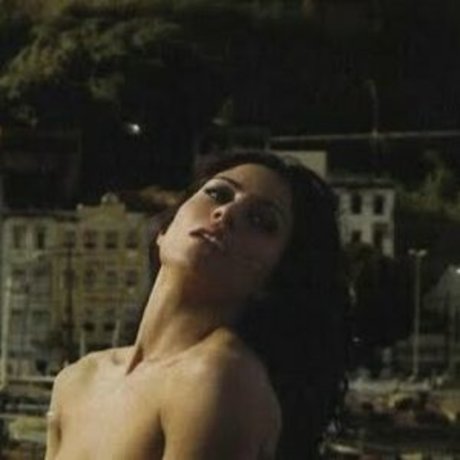 Carol Castro onlyfans leak ass