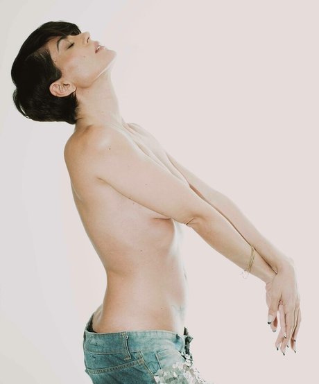 Carol Castro topless onlyfans