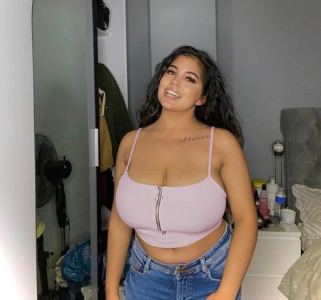 Boa Hancock nsfw onlyfans