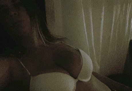 debboracarl onlyfans naked pics