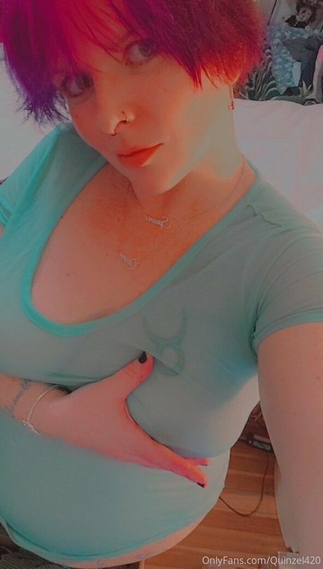 quinzel420 onlyfans desnuda