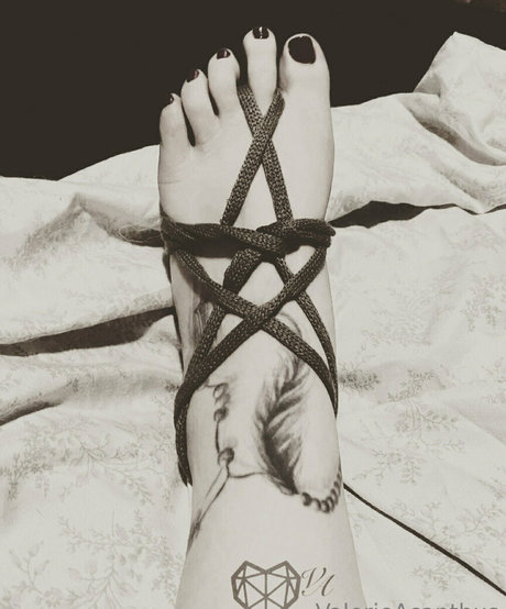 val acanthus onlyfans picture