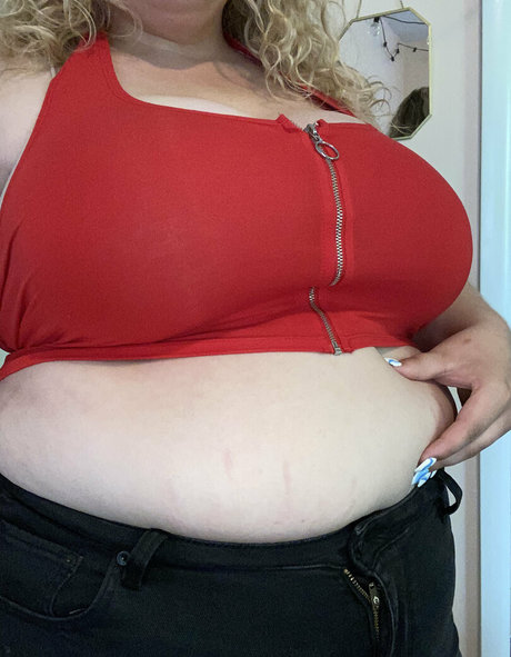 softnsweeet0 onlyfans model