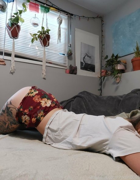 vyxsin0069 onlyfans leak ass