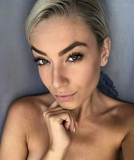 victorialunavip only fans pictures