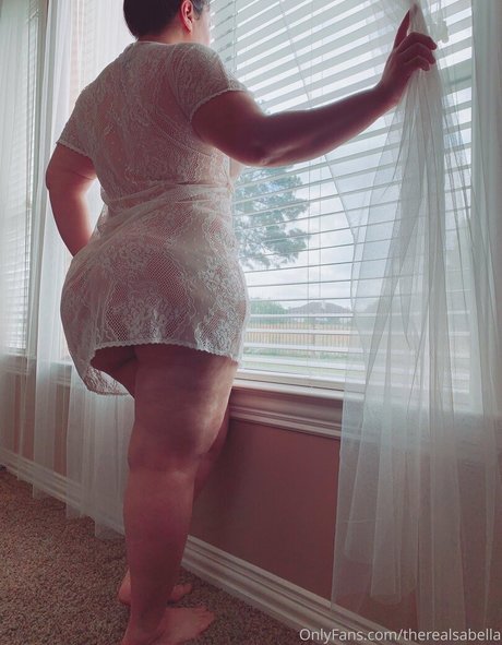 therealsabella onlyfans ass