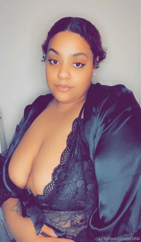 justfat onlyfans nude photos