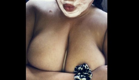 lucylucyxxx onlyfans strip tease