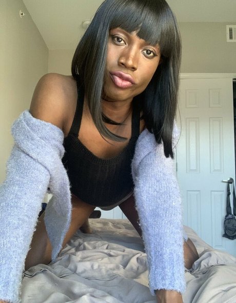 Itsvaleriemay onlyfans nude pics