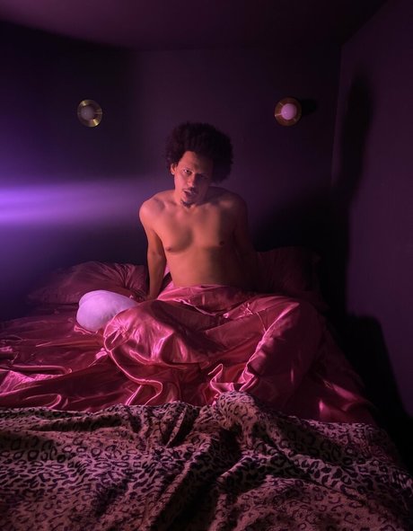 ericandre naked only fans