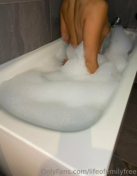 lifeofemilyfree onlyfans leaka