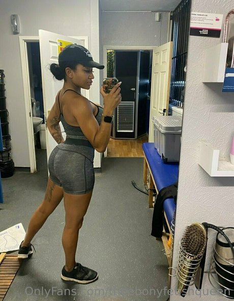 theebonyfetishqueen only fans leaked porn