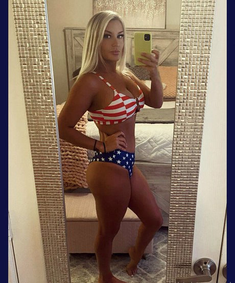 xxkinkykandixx onlyfans picture