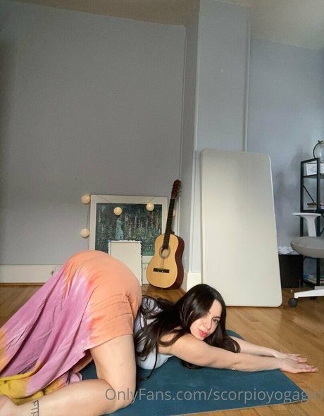 scorpioyogagirl only fans naked