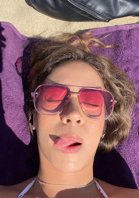 valerialovesu onlyfans nude leaked