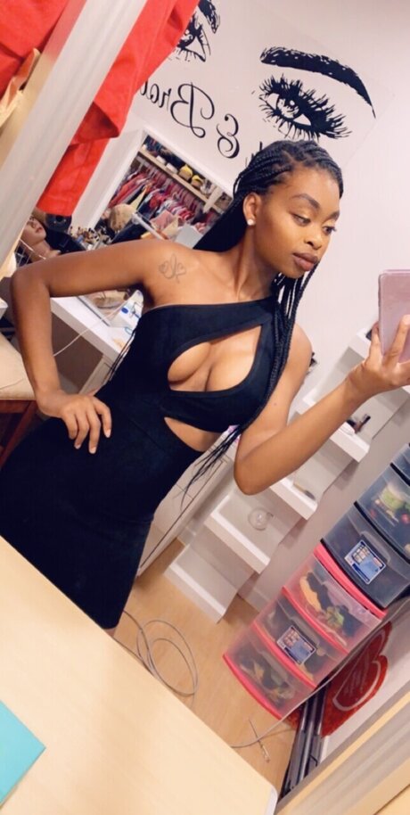 TittsMcGee onlyfans sextape