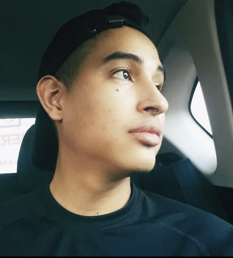 Danny Perez onlyfans porn leak