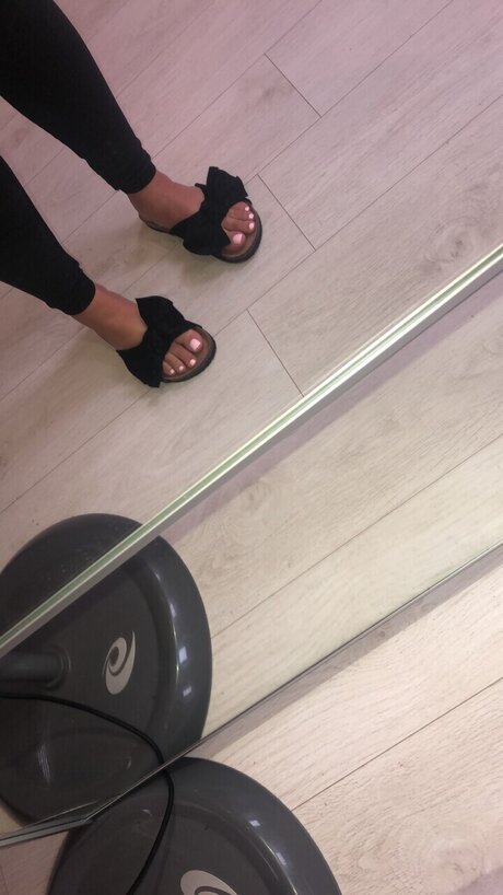 tinkerbellx onlyfans nudes leaks