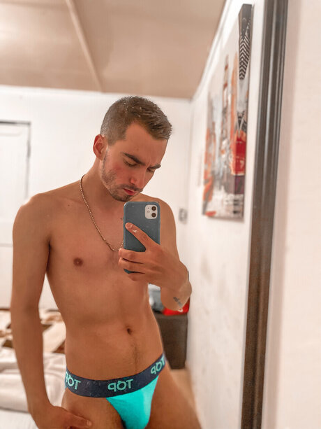 V ctor Bustamante onlyfans leaked naked