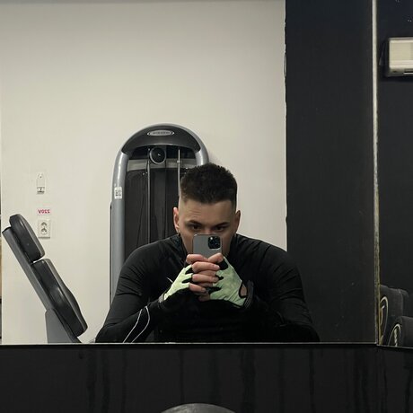 u8392568 onlyfans nudes