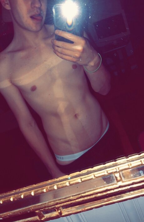 FadedDragon6795 onlyfans model photos