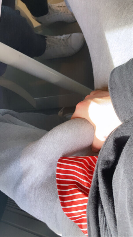 NewerasuX ass onlyfans