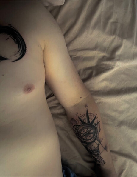 aalone26 onlyfans leak sex