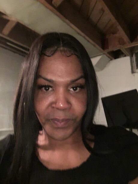 Latonya michaels onlyfans striptease