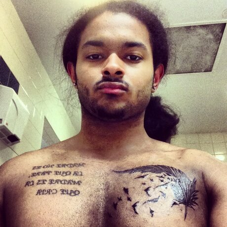 TU TRU naked onlyfans