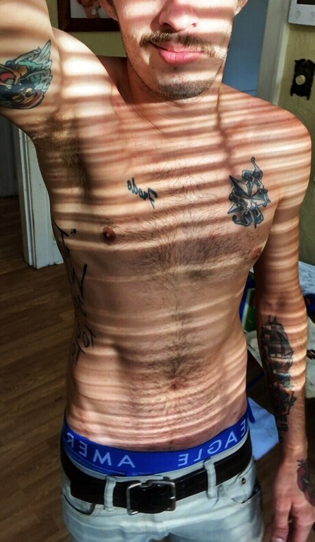 Bigtip6969_ onlyfans pics