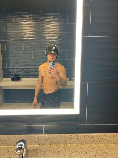 alex leaked naked onlyfans