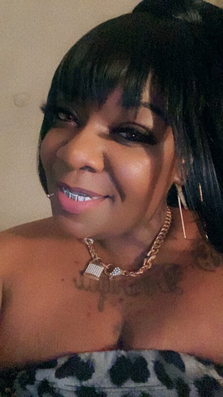 Kandy Kash desnuda onlyfans