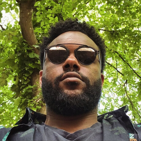 Jean Kinky strip onlyfans