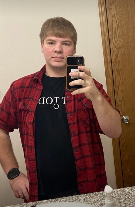 Andrew Chase leaks only fans