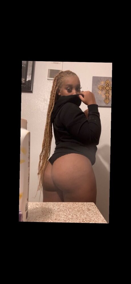 luhhslimmm onlyfans tits