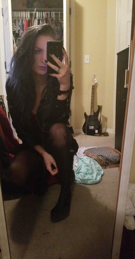 Sierra Bettridge nude onlyfans leaks