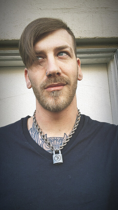 TrashHub onlyfans boobs