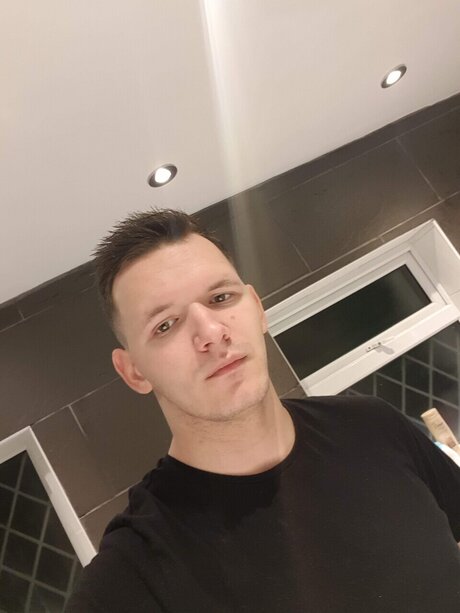 andrews26 naked onlyfans