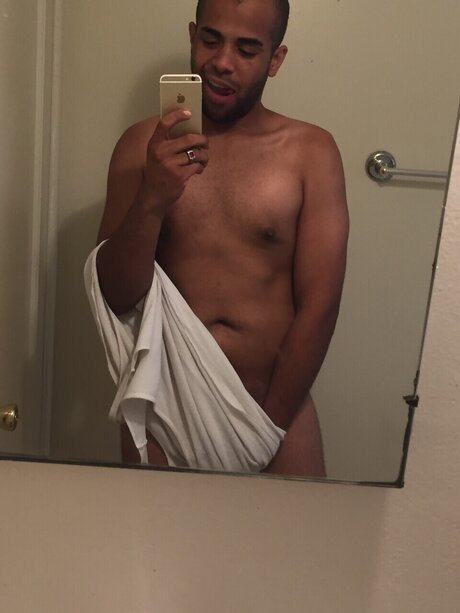 XXXBiGStoner69 18_ on onlyfans