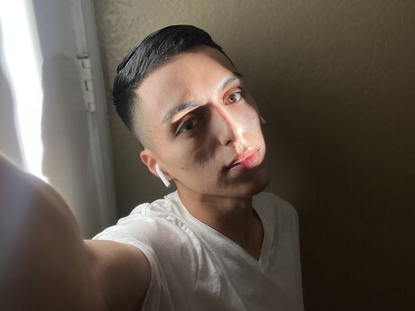 isaiasaven onlyfans porn leak