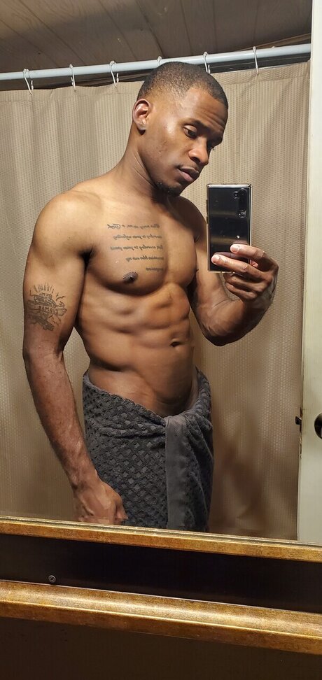 Kcwhitelightpipe onlyfans creator