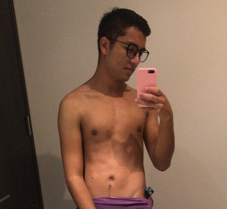 Shy Twink_ nudes onlyfans leaked