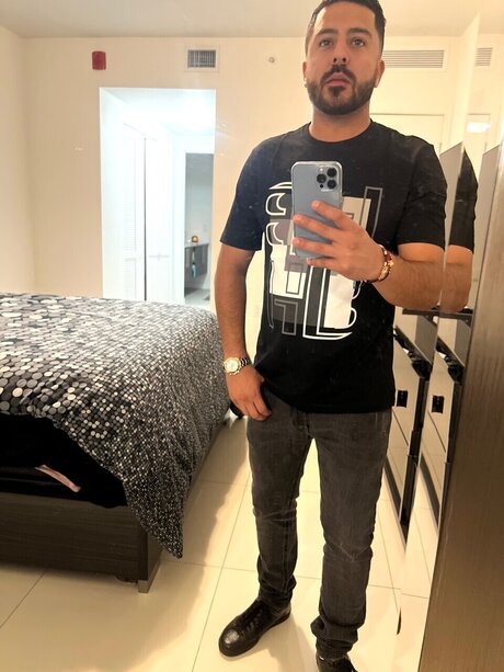 Milo MIA onlyfans content leaked