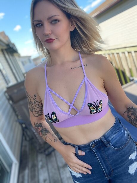 TattedBombShell550 leaked onlyfans.